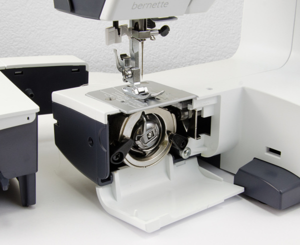Bernina Bernette B33 от магазина Promily в Георгиевске