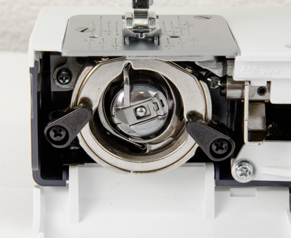 Bernina Bernette B33 от магазина Promily в Георгиевске