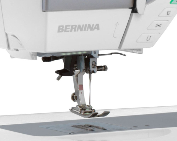 BERNINA 735 от магазина Promily в Георгиевске