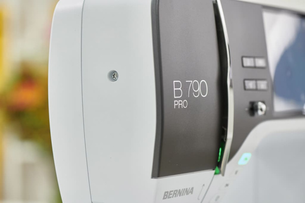 BERNINA 790 PRO от магазина Promily в Георгиевске