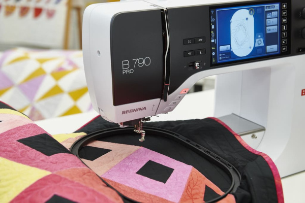 BERNINA 790 PRO от магазина Promily в Георгиевске